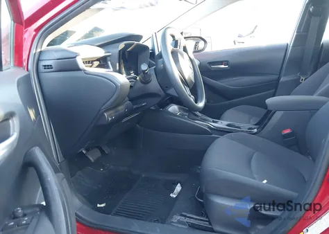 2021 Toyota Corolla Le z USA, uszkodzony, nr VIN JTDEAMDE1MJ011931